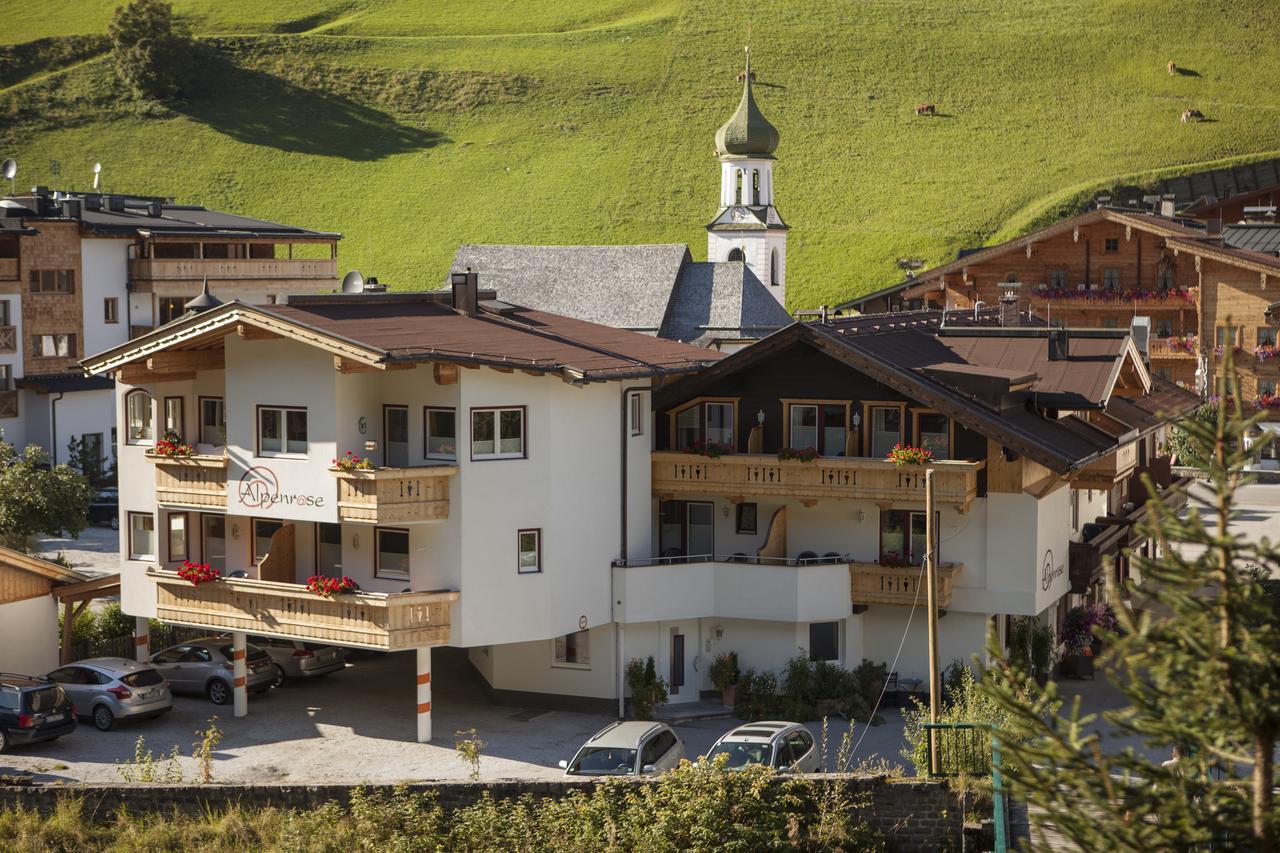 Alpenrose Hotel-Garni Gerlos Bagian luar foto