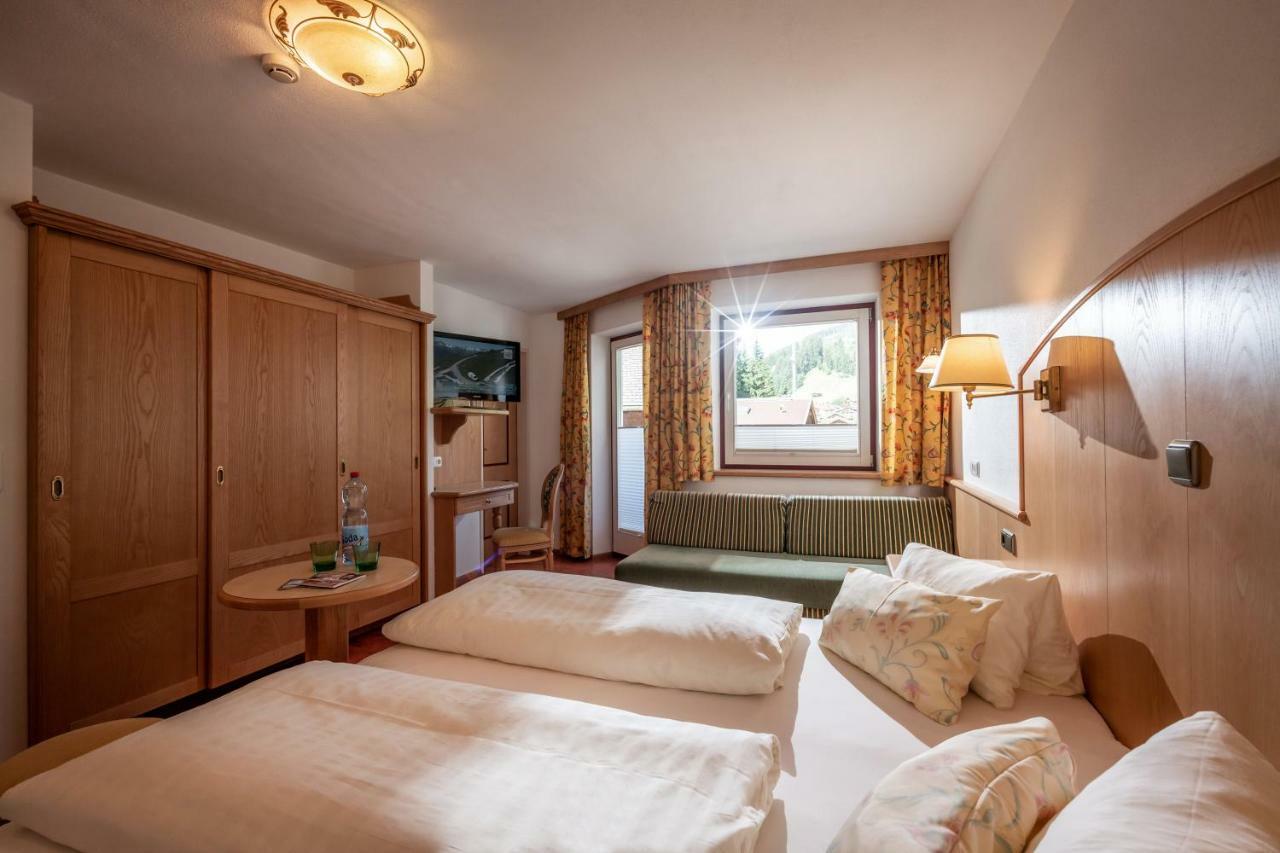 Alpenrose Hotel-Garni Gerlos Bagian luar foto