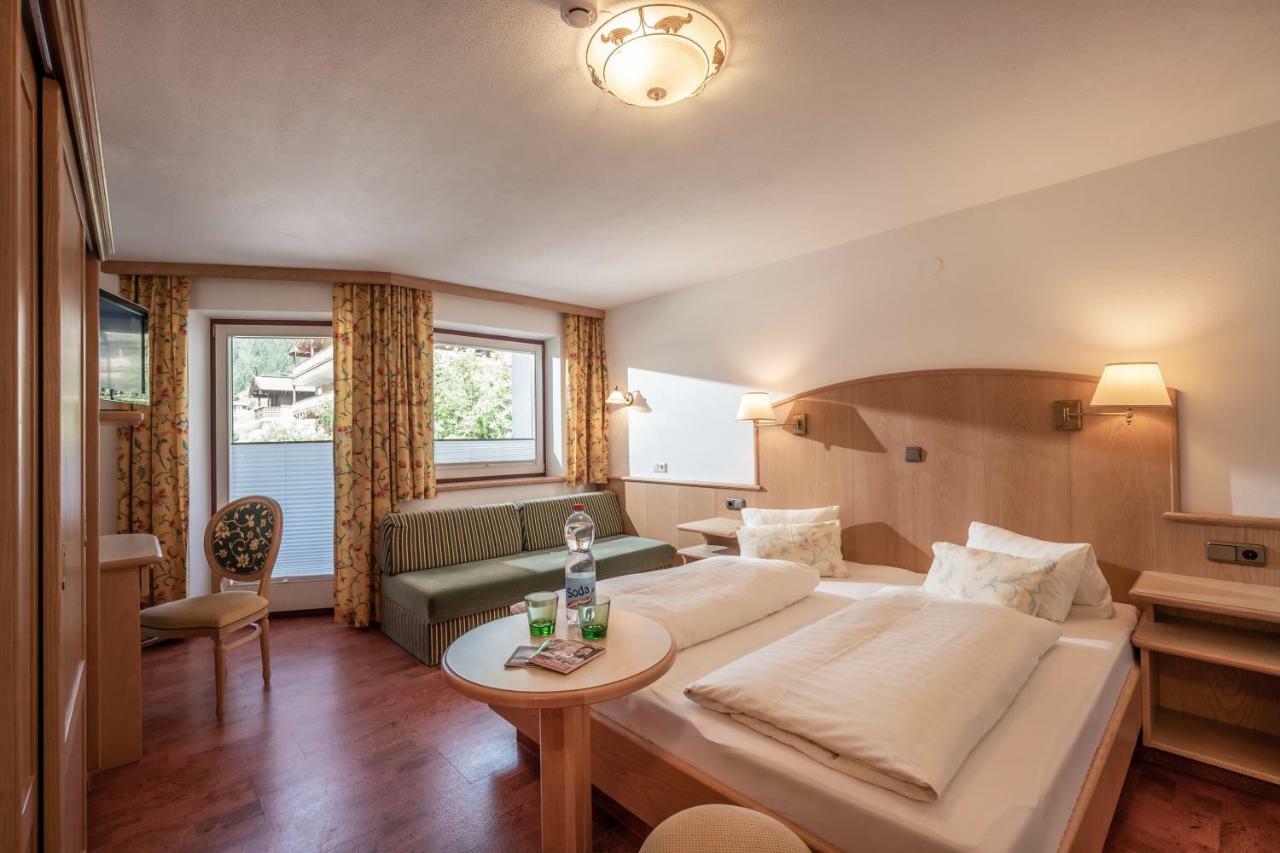 Alpenrose Hotel-Garni Gerlos Bagian luar foto